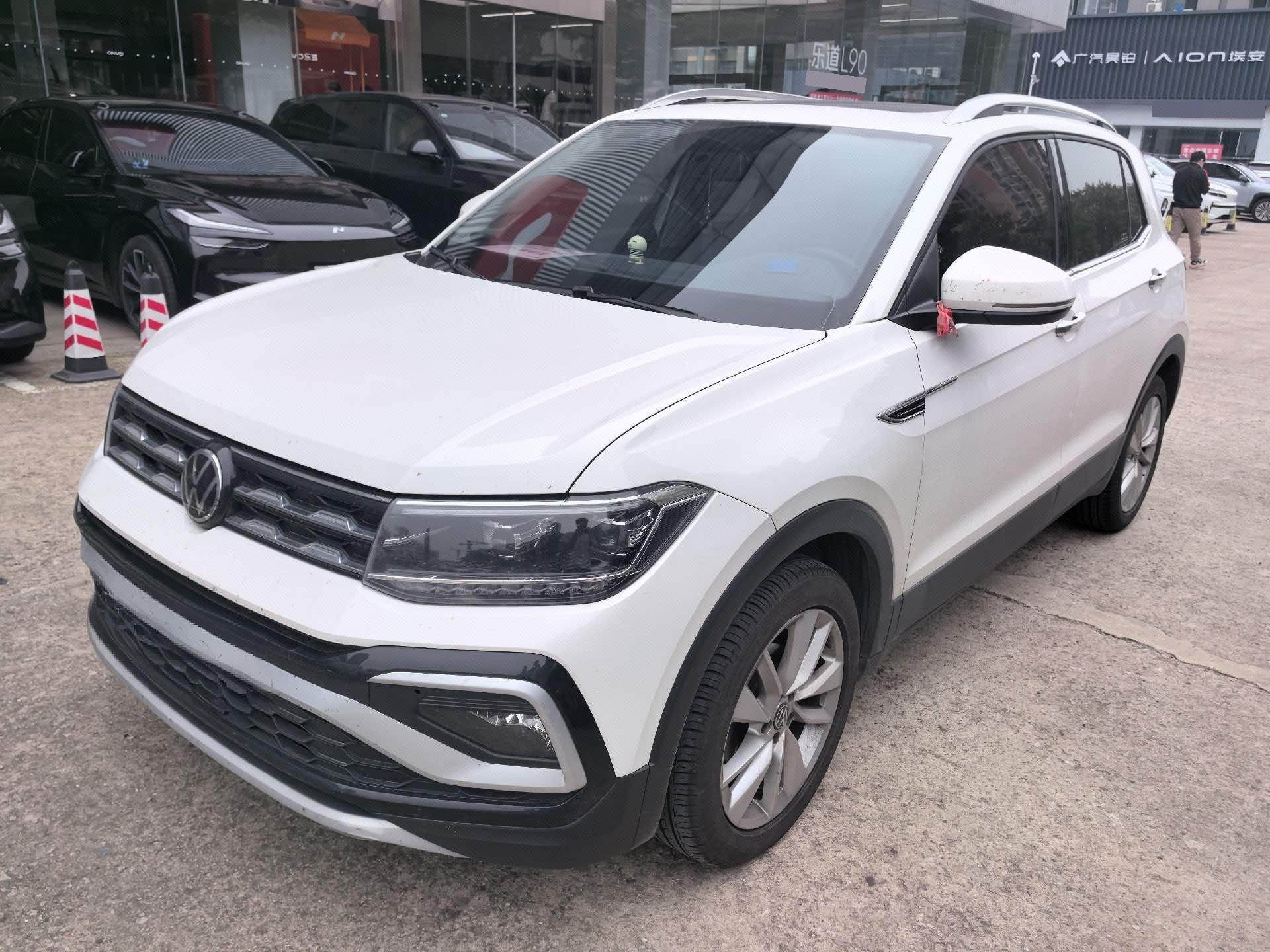 Volkswagen T-Cross 2022 Volkswagen T-Cross 2022 صورة سيارة