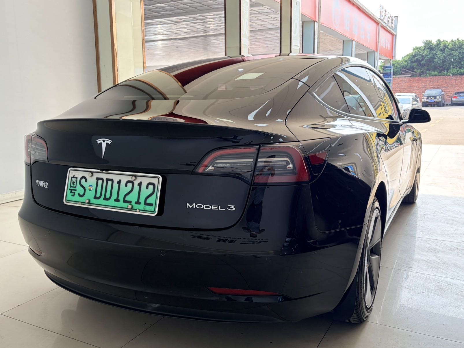 Tesla Model 3 2023 #5 Tesla Model 3 2023 car image #5