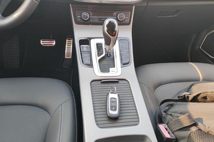 GEELY Emgrand GS 2019 car image #14