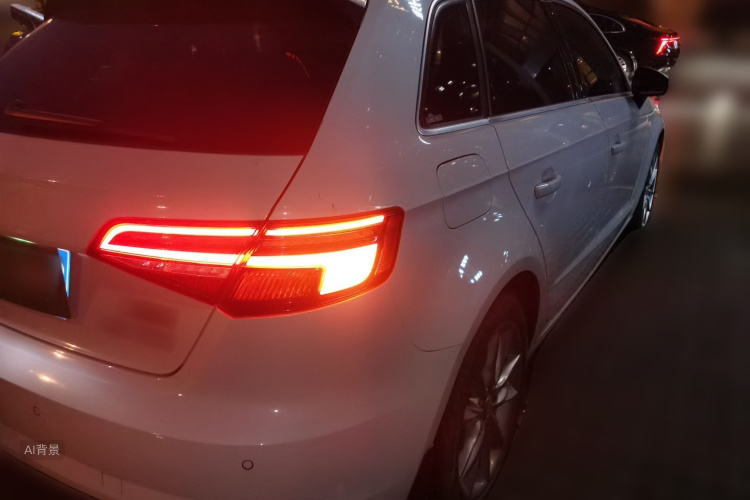 Audi A3 2018 car image #5