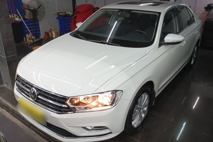 Volkswagen Bora 2017 immagine di auto #2