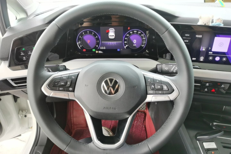 Volkswagen Golf 2022 #11 Volkswagen Golf 2022 car image #11