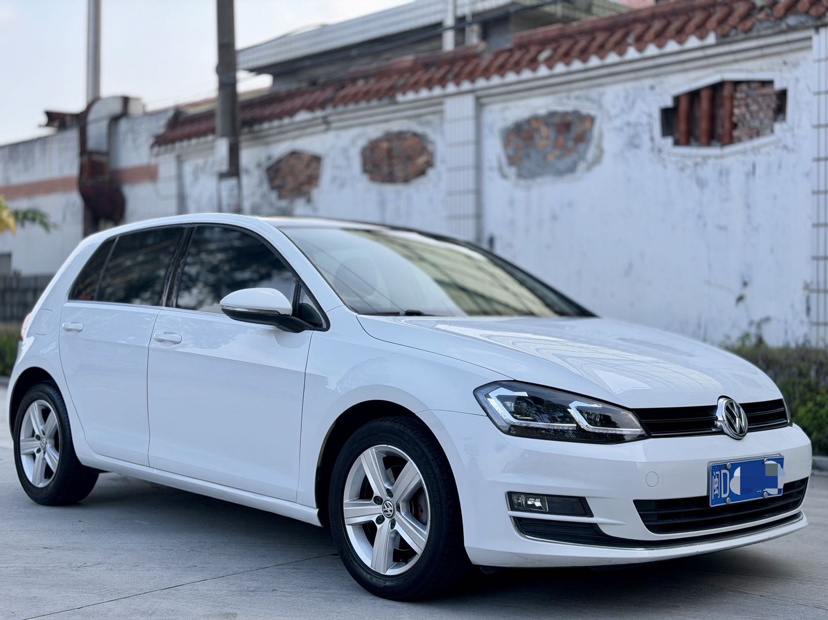 Volkswagen Golf 2016 car image #3
