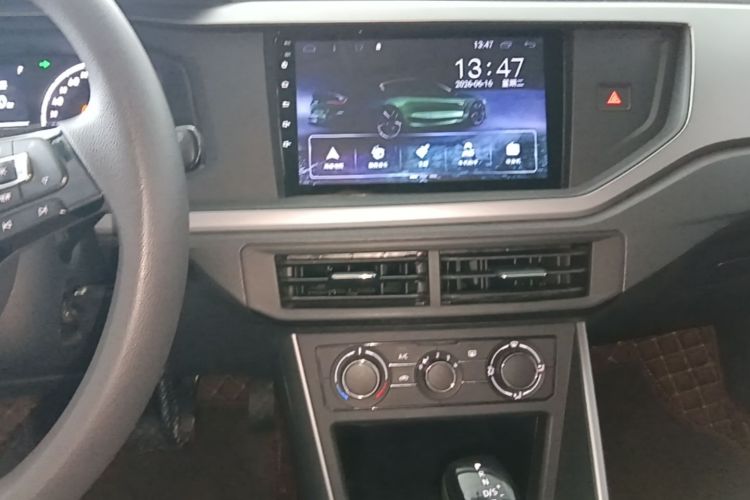 Volkswagen Polo 2019 #13 Volkswagen Polo 2019 car image #13