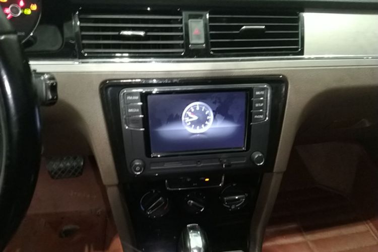 Volkswagen Bora 2014 #13 Volkswagen Bora 2014 imagen de coche #13