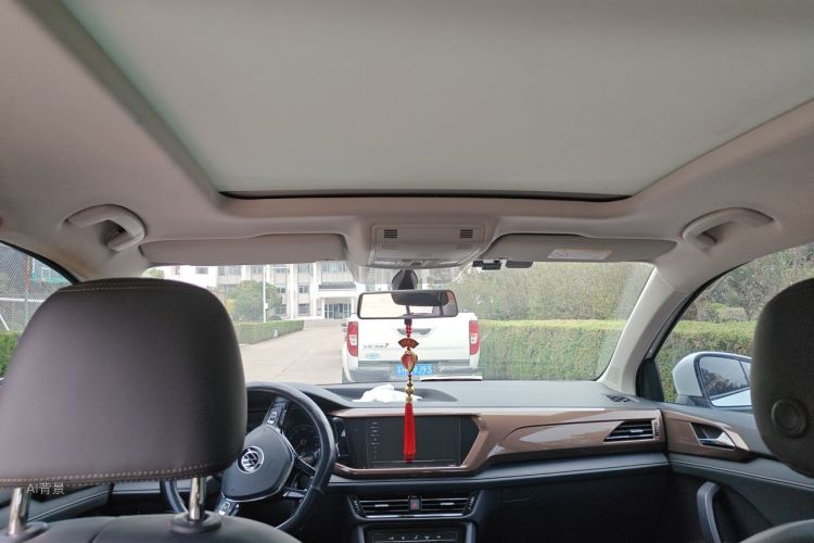 Volkswagen Tharu 2021 car image #20