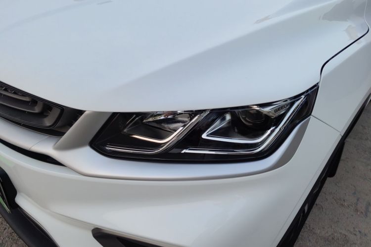 GEELY Coolray 2021 #27 GEELY Coolray 2021 car image #27