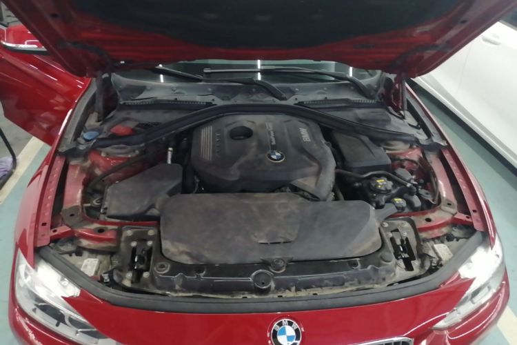 BMW 3 Series 2018 #20 BMW 3 Series 2018 car image #20
