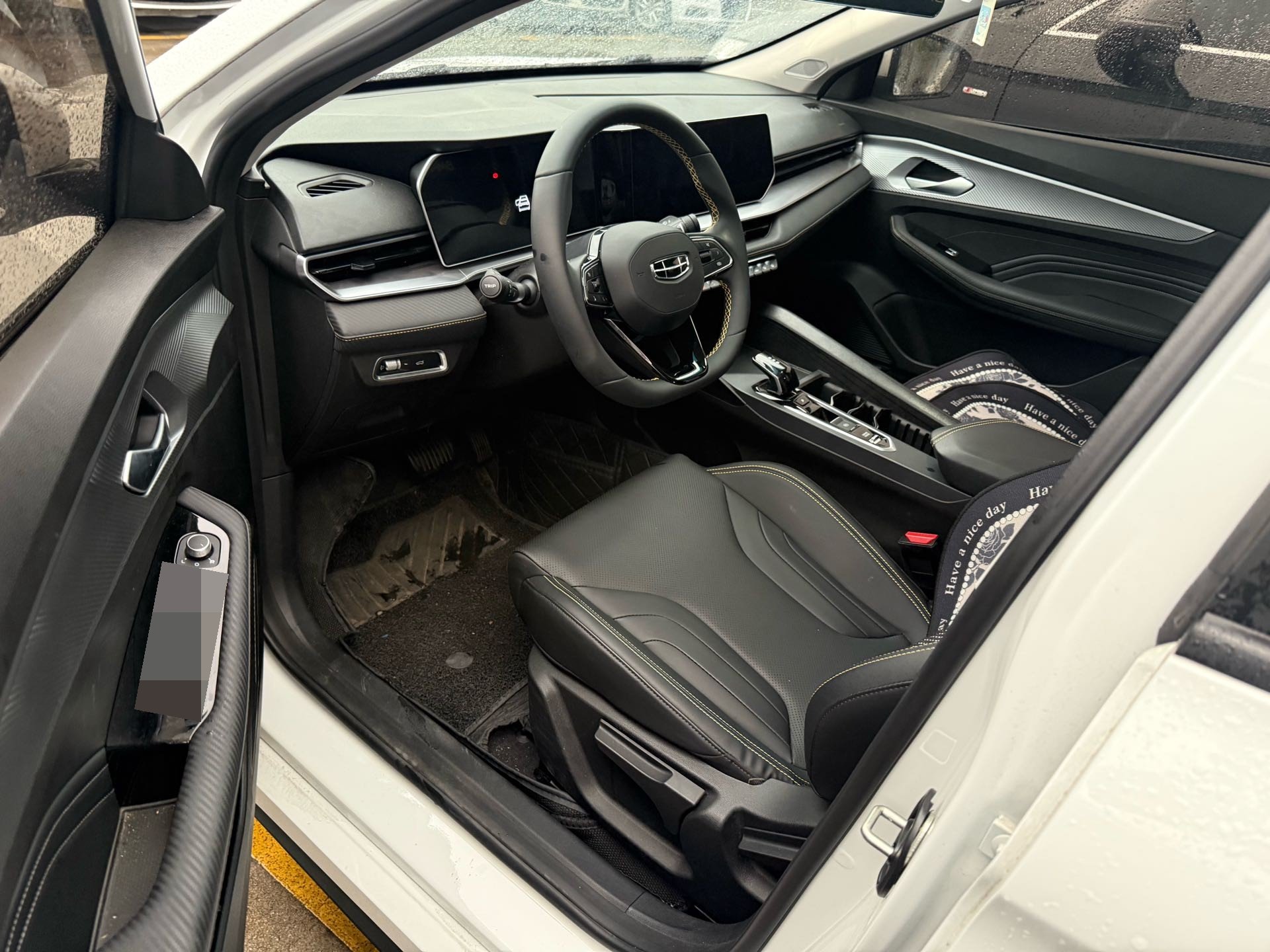 GEELY Binray 2025 صورة سيارة #4