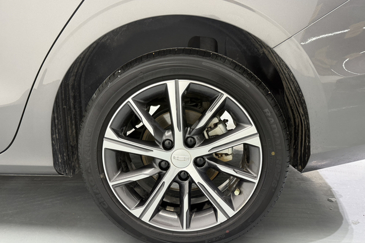 GEELY Emgrand 2024 #6 GEELY Emgrand 2024 car image #6