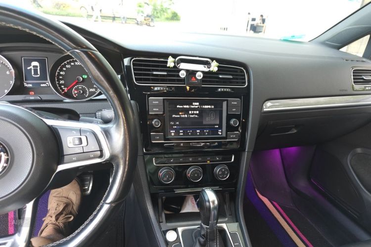 Volkswagen Golf 2018 #15 Volkswagen Golf 2018 car image #15
