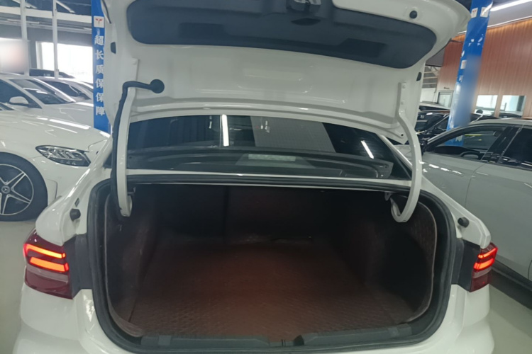 Volkswagen Lavida 2021 immagine di auto #21