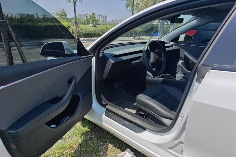 Tesla Model 3 2023 #13 Tesla Model 3 2023 car image #13