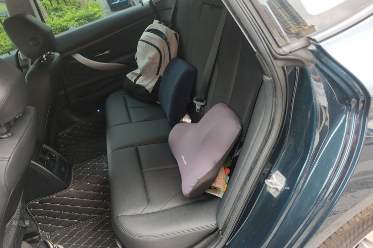 宝马 宝马3系GT 2017 汽车图片 #19