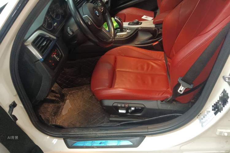 BMW 3 Series 2019 car image #17