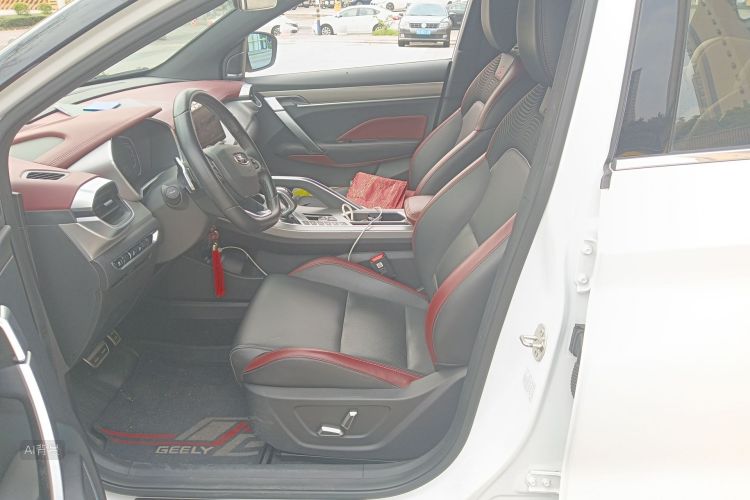 GEELY Coolray 2020 immagine di auto #17