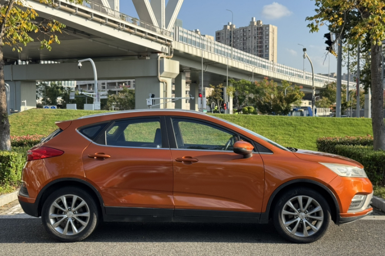 GEELY Emgrand GS 2016 صورة سيارة #6
