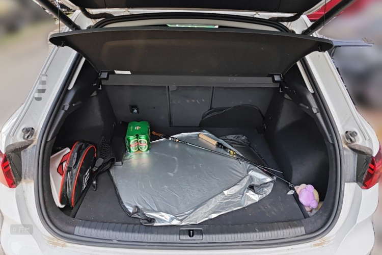 Audi Q3 2022 car image #21