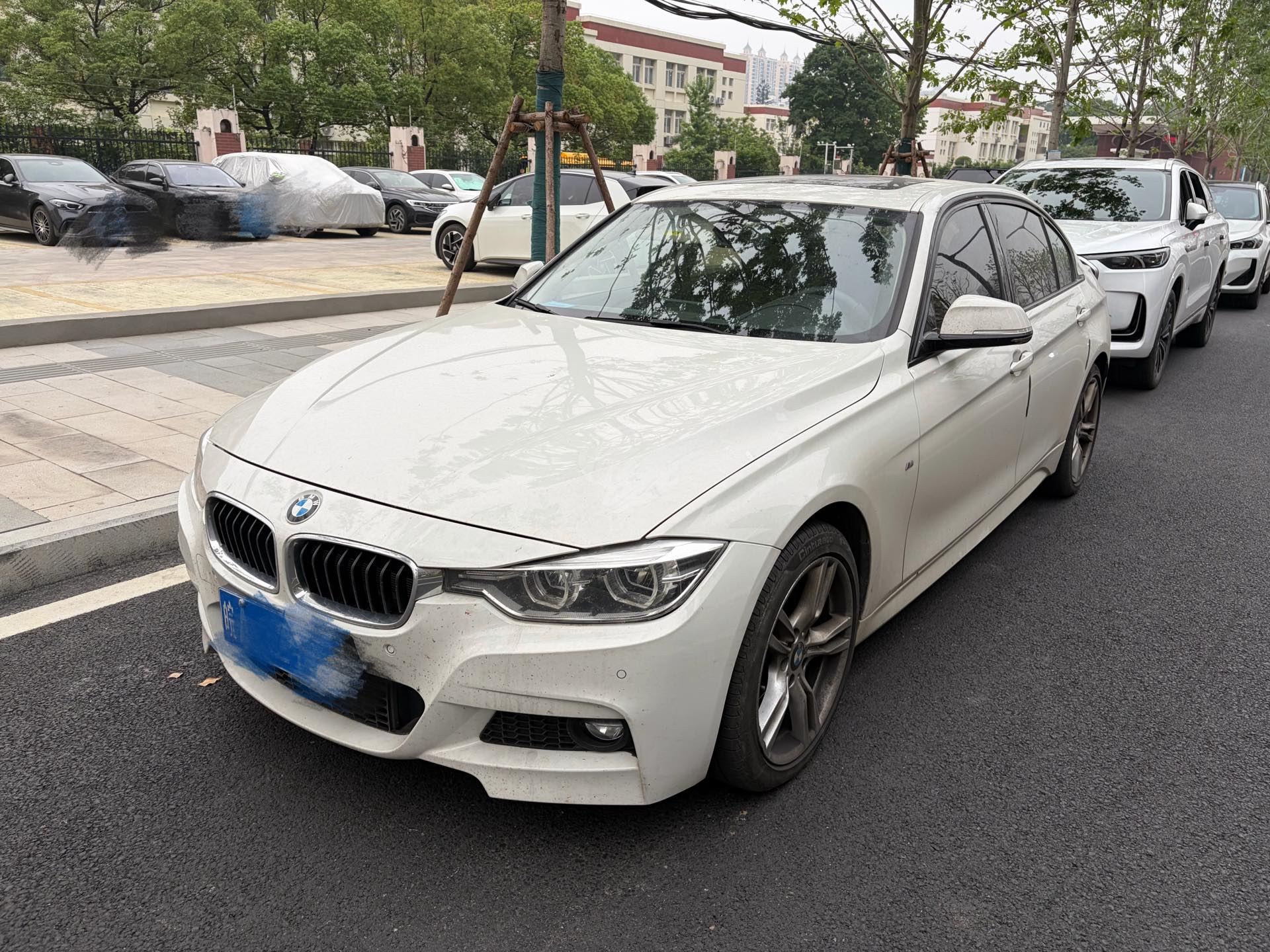 BMW 3 Series 2019 BMW 3 Series 2019 car image