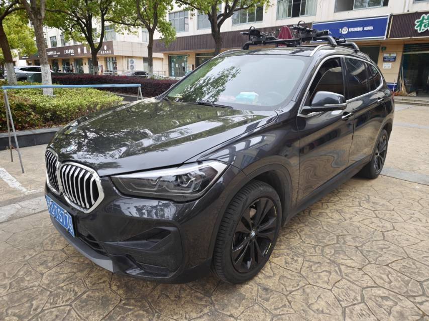 BMW X1 2021 car image 
