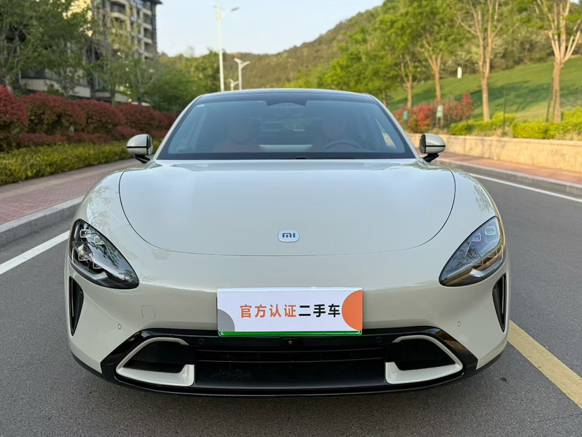 MI SU7 2024 immagine di auto #2