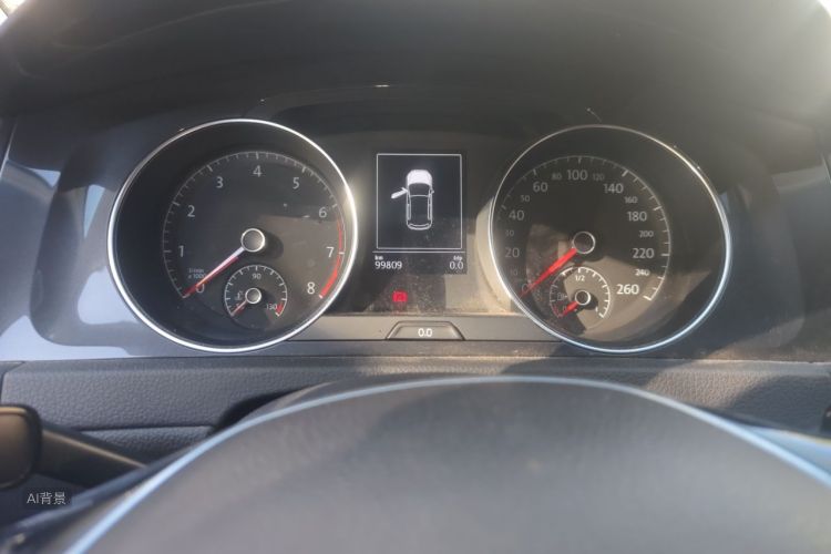 Volkswagen Golf 2019 car image #14
