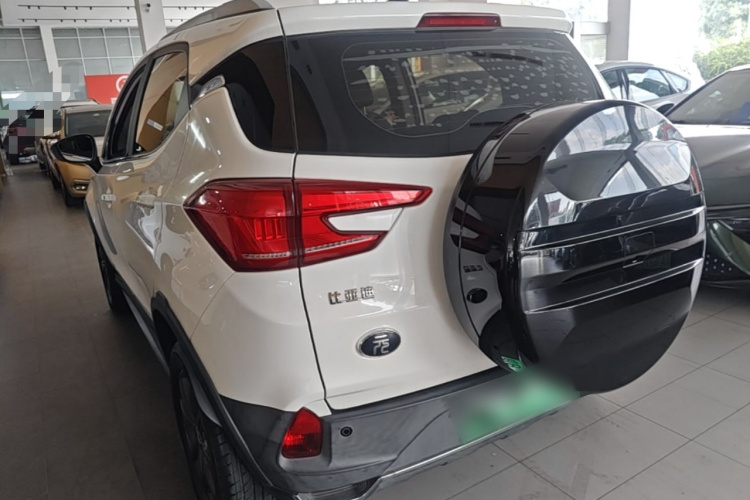 BYD Yuan New Energy 2020 #5 BYD Yuan New Energy 2020 car image #5