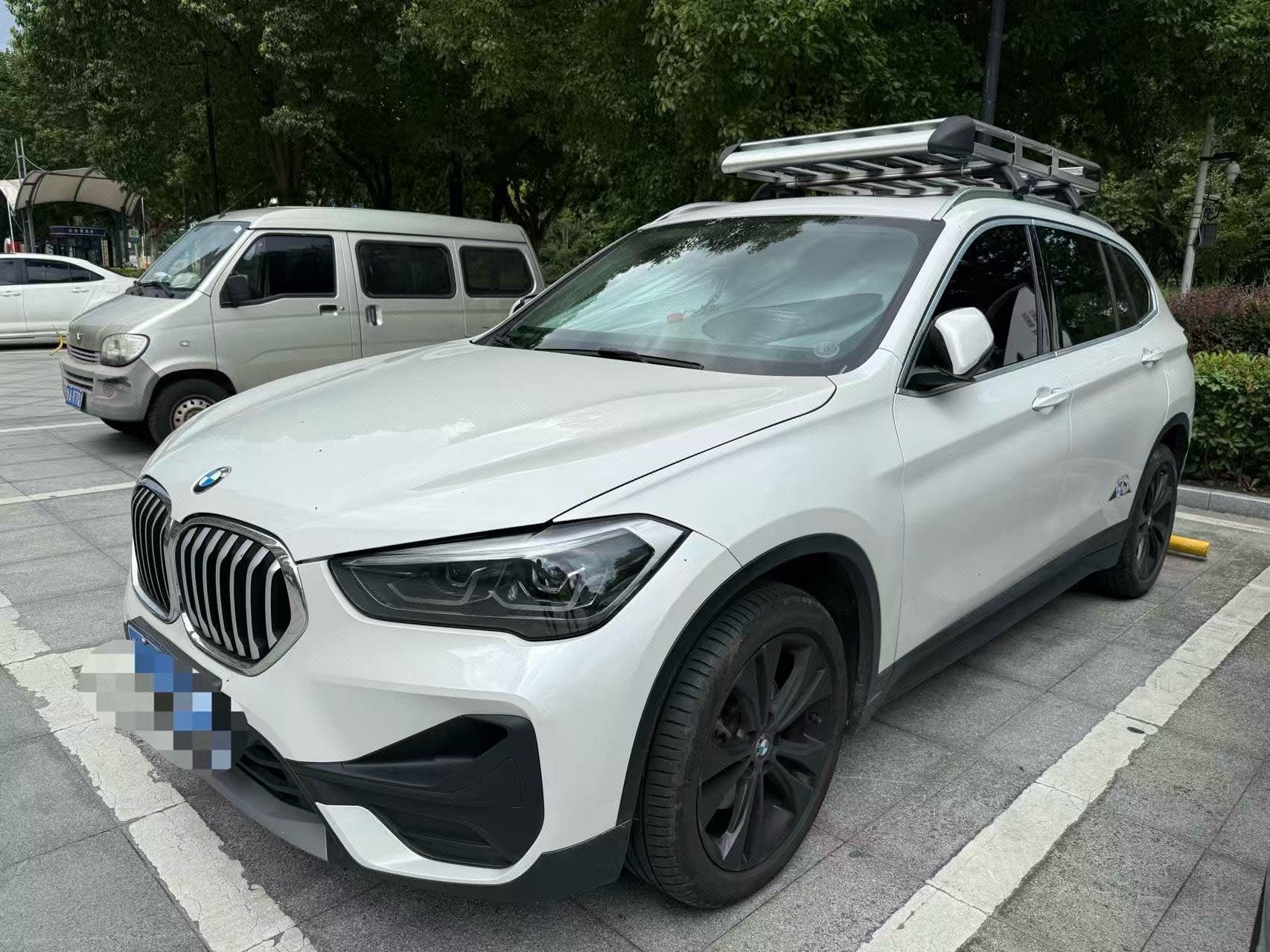 BMW X1 2020 BMW X1 2020 car image