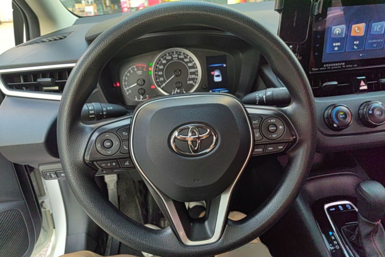 Toyota Corolla 2022 car image #11