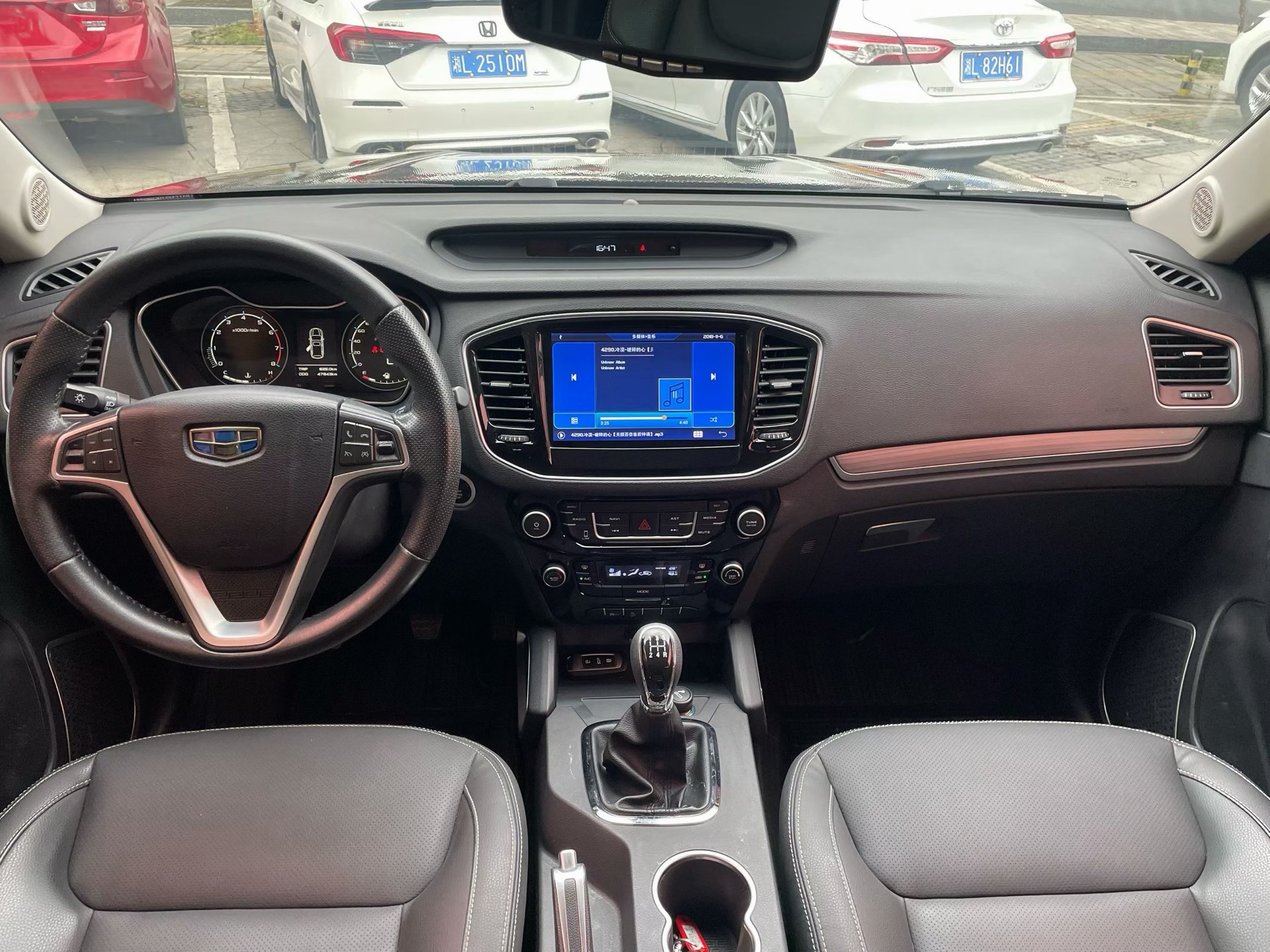 GEELY Vision X6 2017 car image #7