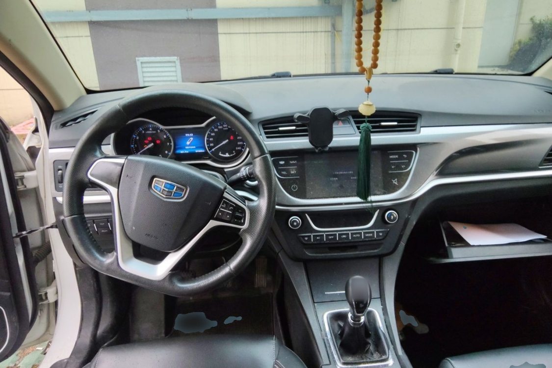 GEELY Emgrand 2017 #21 GEELY Emgrand 2017 car image #21