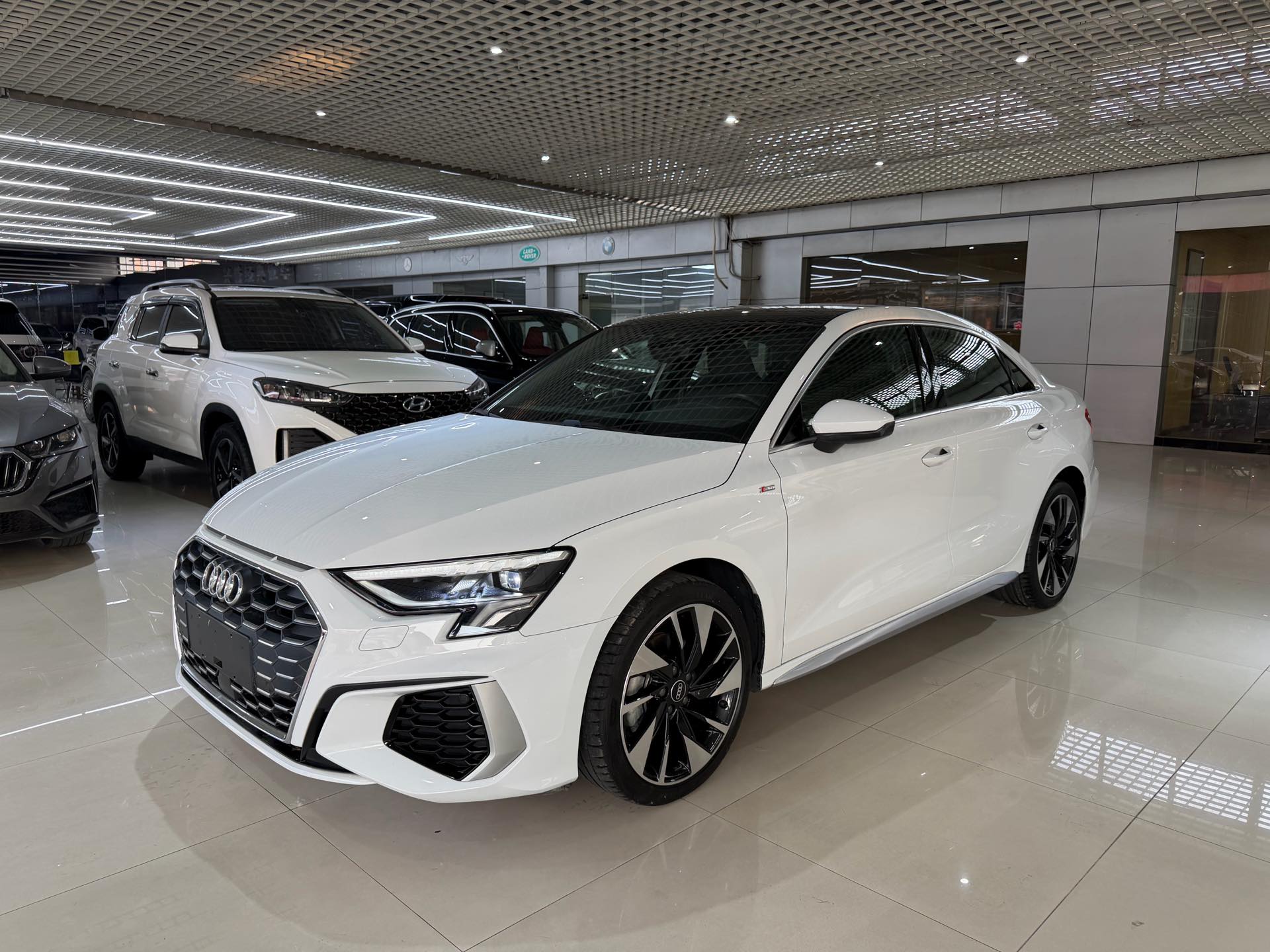 2022 car image 