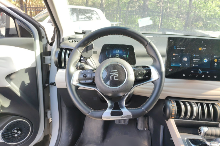 BYD Yuan Plus 2023 car image #15