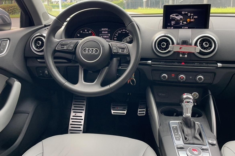 Audi A3 2019 صورة سيارة #16
