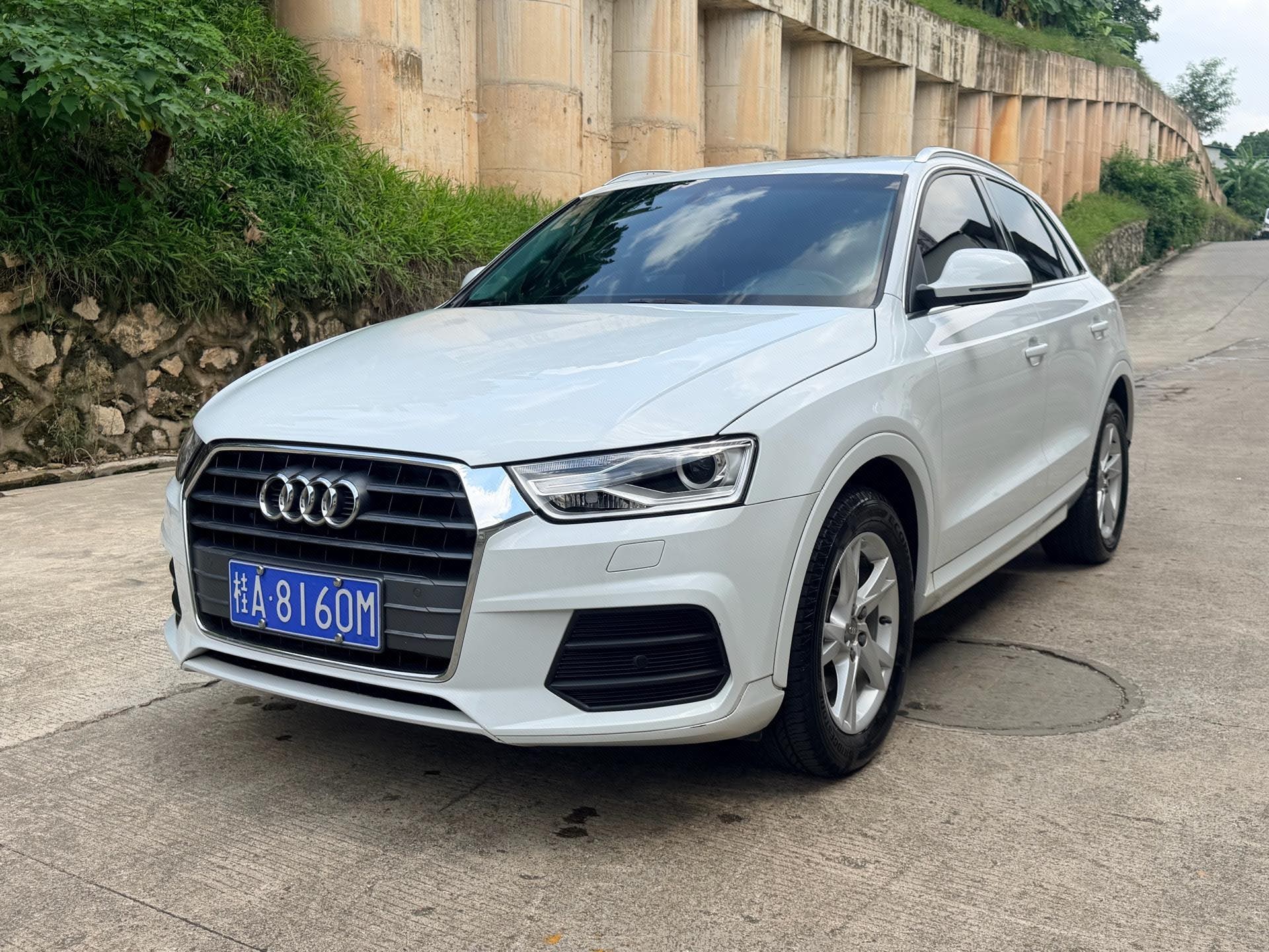 2017 2017 car image