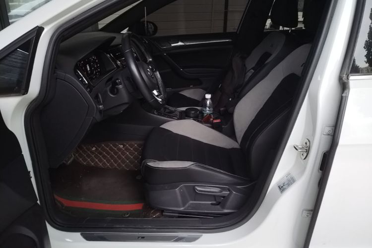 Volkswagen Golf 2019 #15 Volkswagen Golf 2019 car image #15