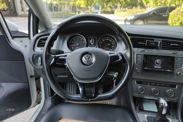 Volkswagen Golf 2016 car image #12