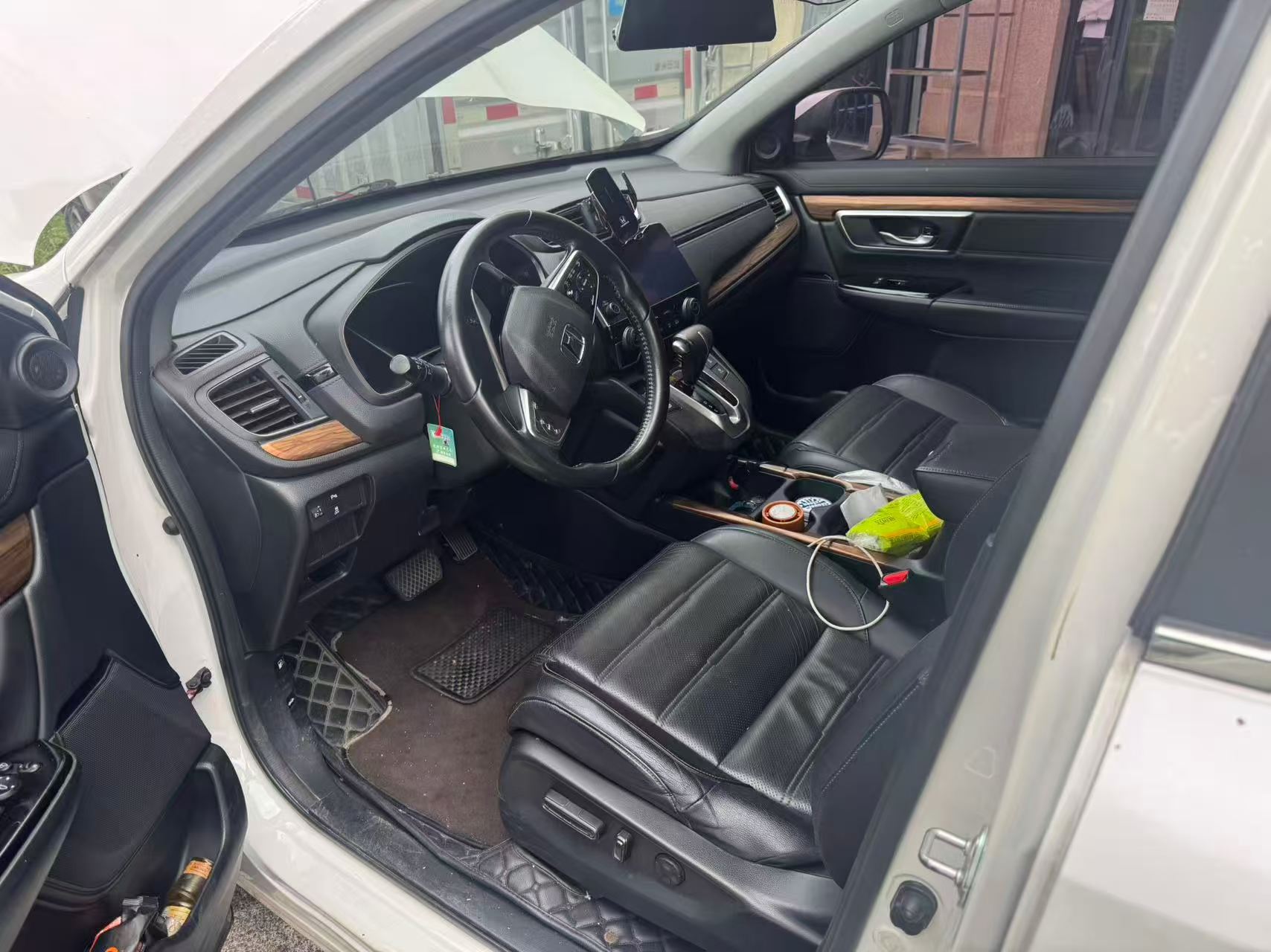 Honda CR-V 2019 car image #2