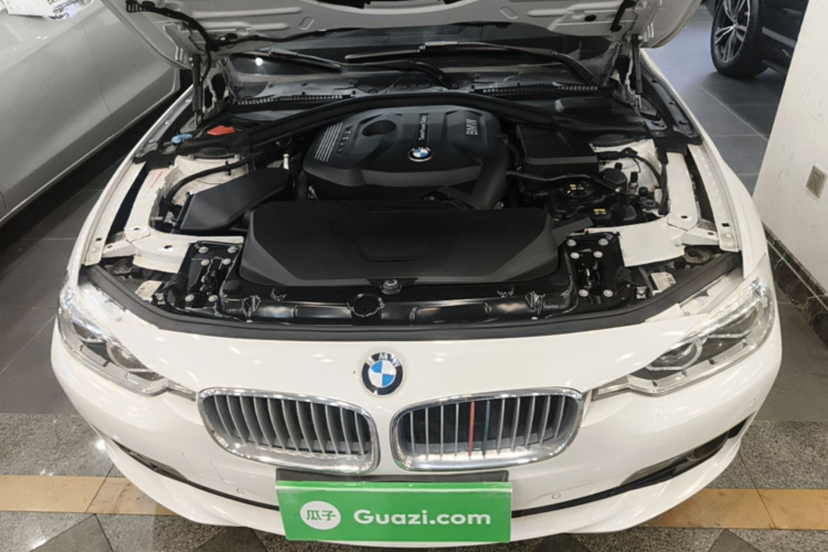 BMW 3 Series 2019 #20 BMW 3 Series 2019 car image #20