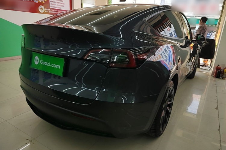 Tesla Model Y 2021 #7 Tesla Model Y 2021 car image #7