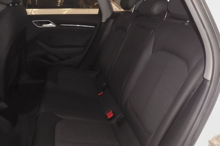Audi A3 2020 car image #17