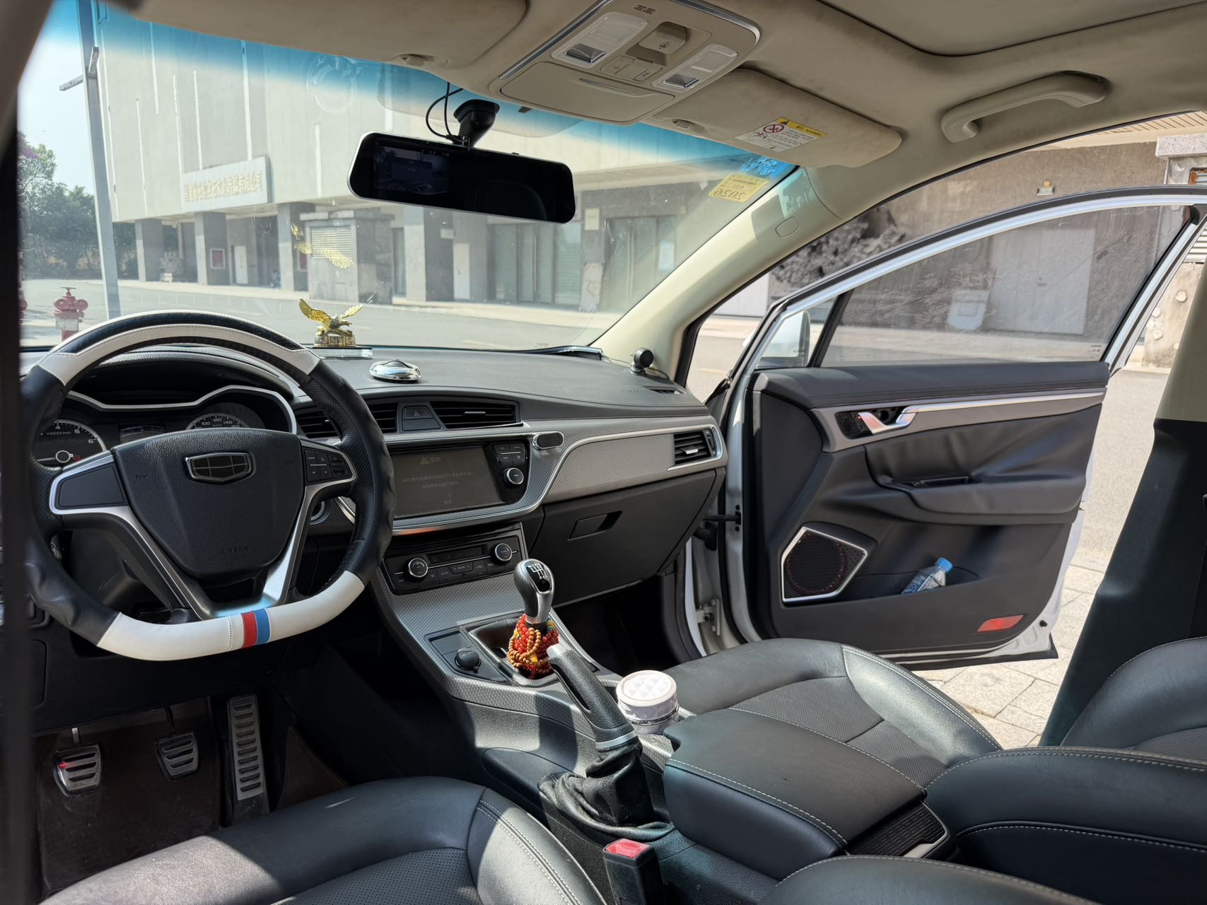 GEELY Emgrand GS 2016 صورة سيارة #5