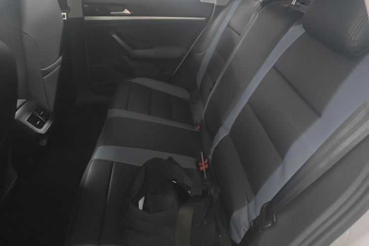 Volkswagen Lavida 2023 car image #17