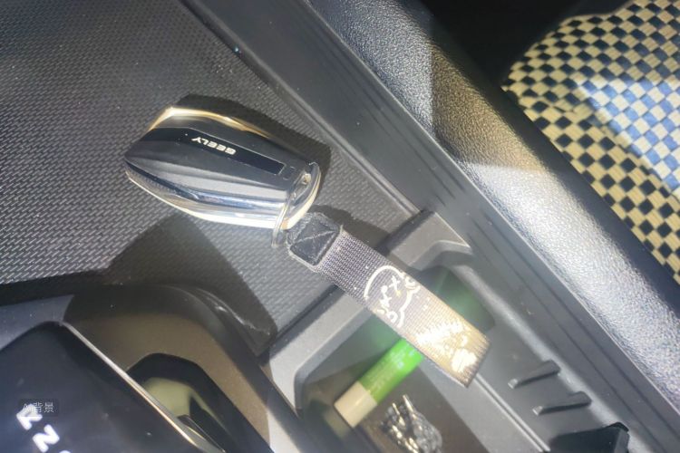 GEELY Binray 2023 car image #10