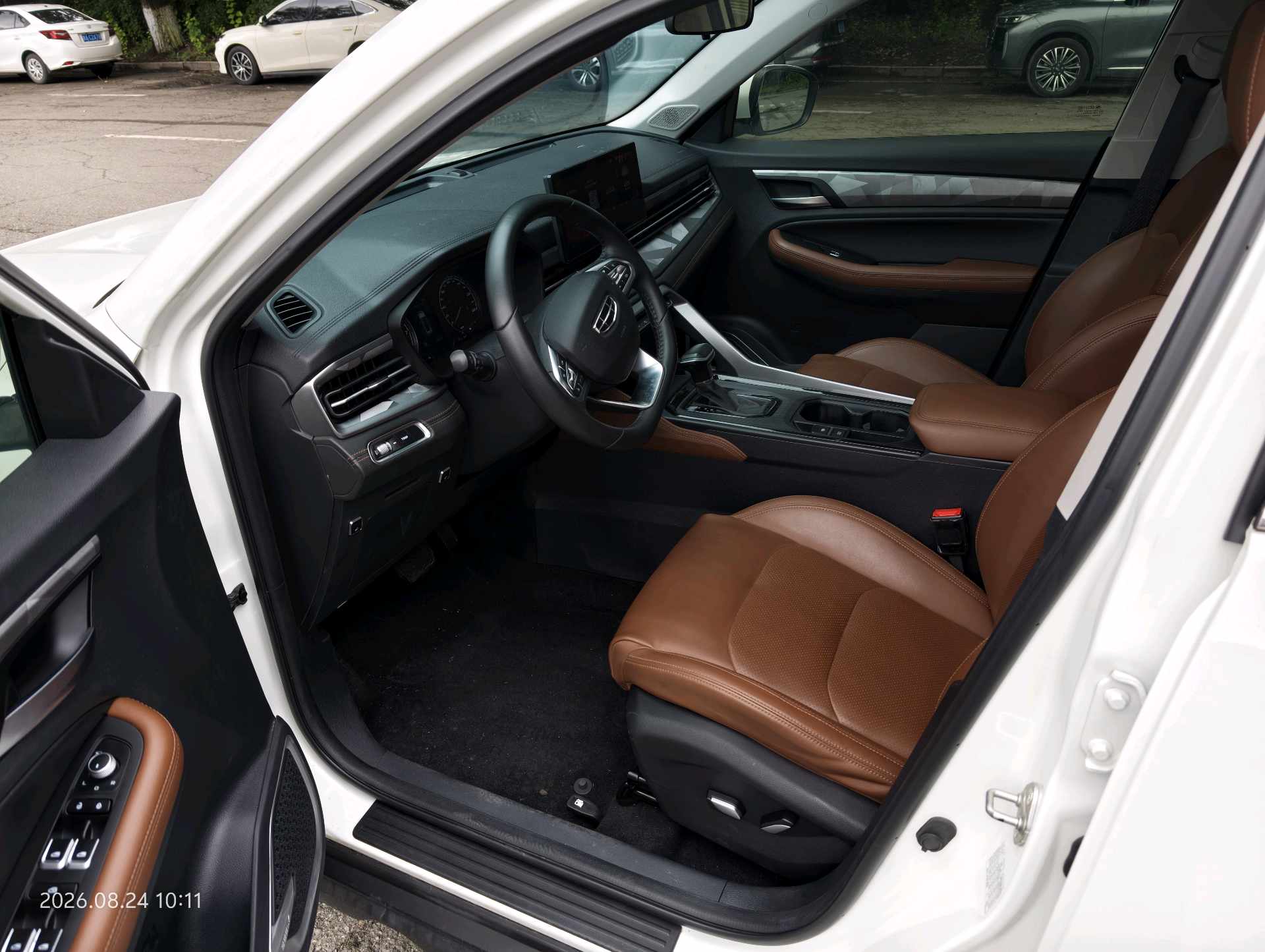 GEELY Vision X6 2022 car image #7
