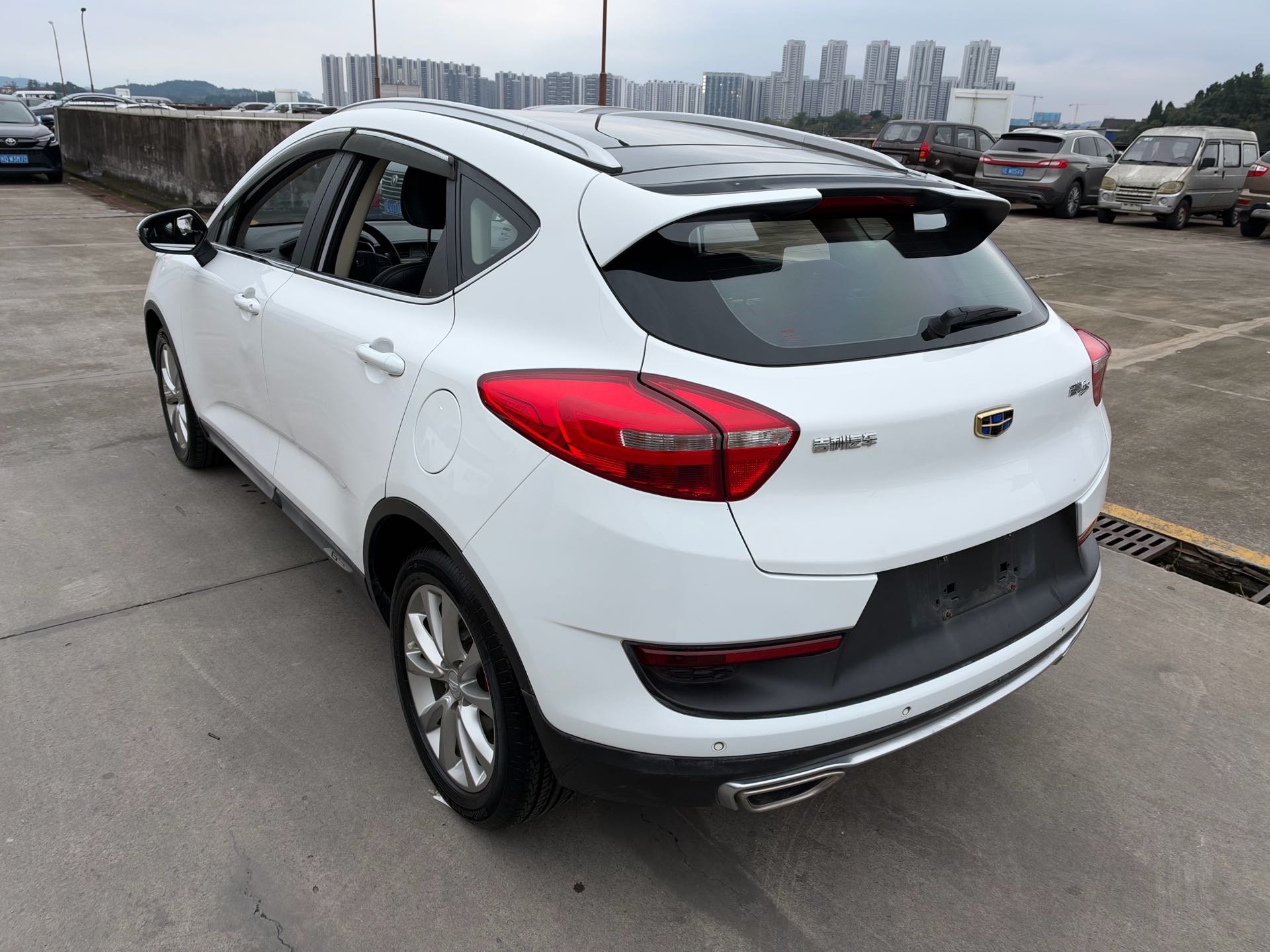 GEELY Emgrand GS 2017 #8 GEELY Emgrand GS 2017 car image #8