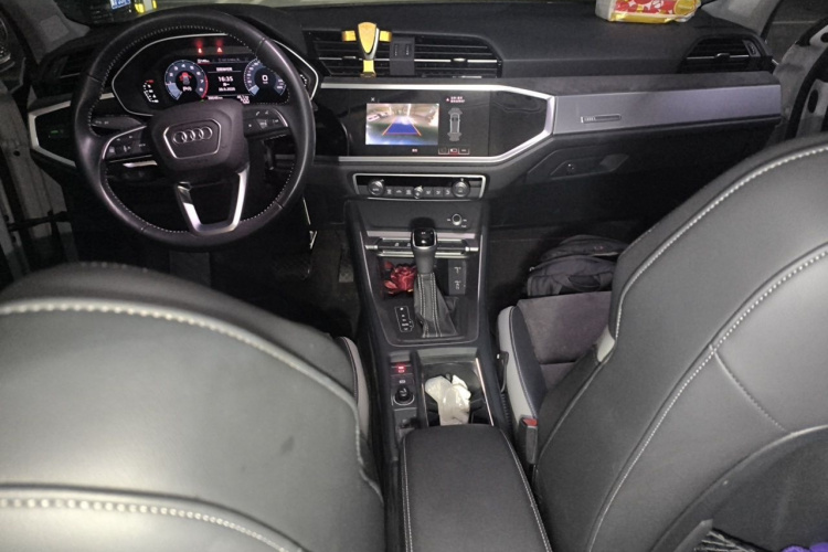 Audi Q3 2021 #7 Audi Q3 2021 car image #7