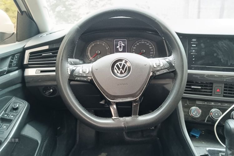 Volkswagen Bora 2021 car image #12