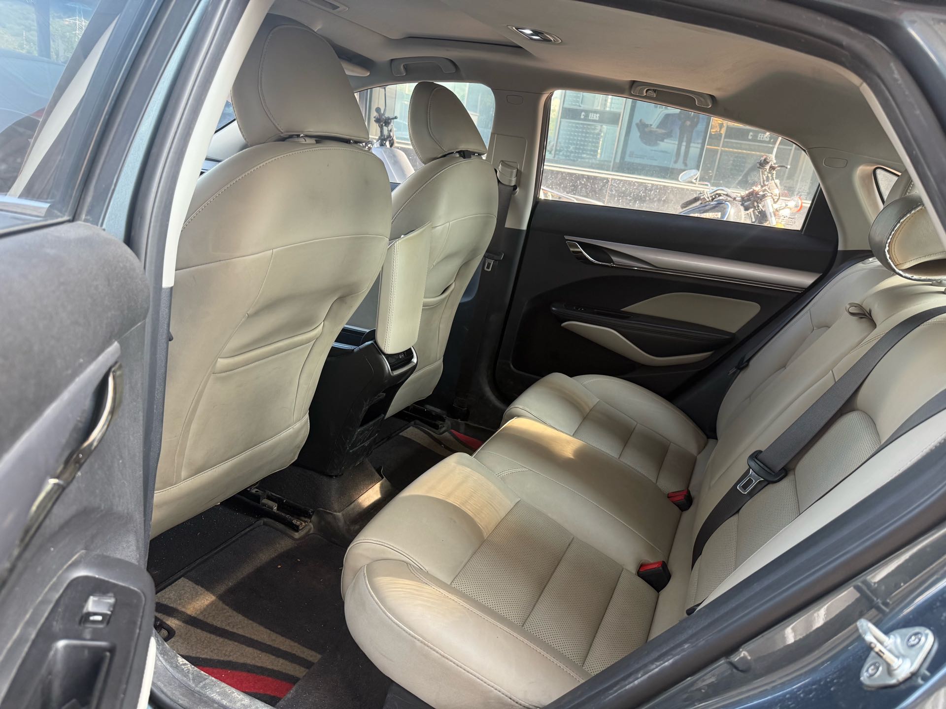 GEELY Binray 2019 #4 GEELY Binray 2019 صورة سيارة #4