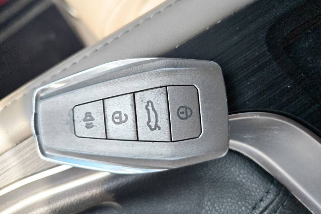GEELY Binray 2019 car image #28